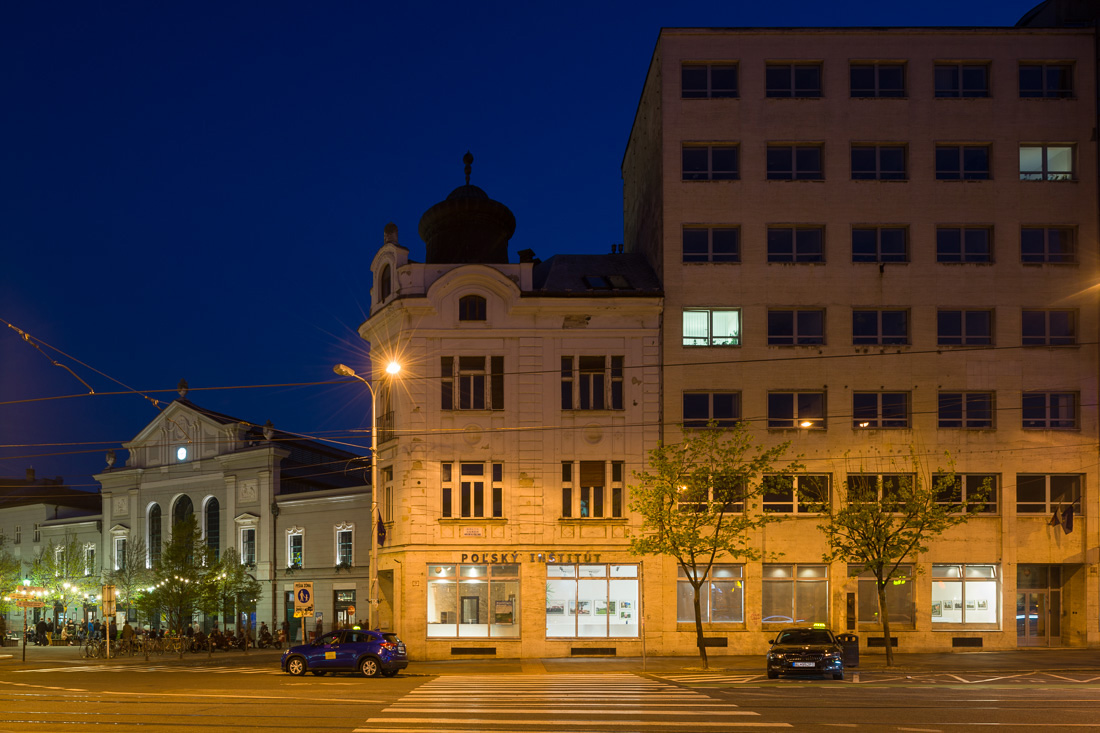 Polish Institute by night, image by K. Ligęza